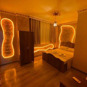 Kamer met een Queen Size Bed